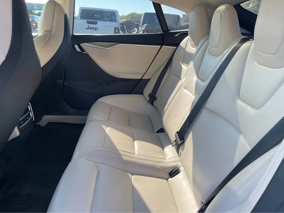 2017 Tesla Model S - Image 9 of 10