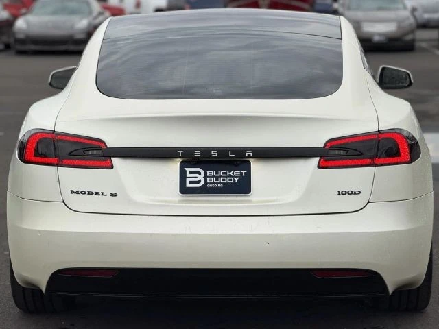 2017 Tesla Model S - Image 8 of 12