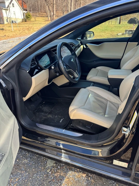 2017 Tesla Model S - Image 10 of 21