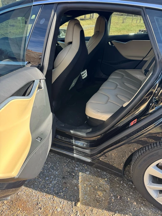 2017 Tesla Model S - Image 8 of 21