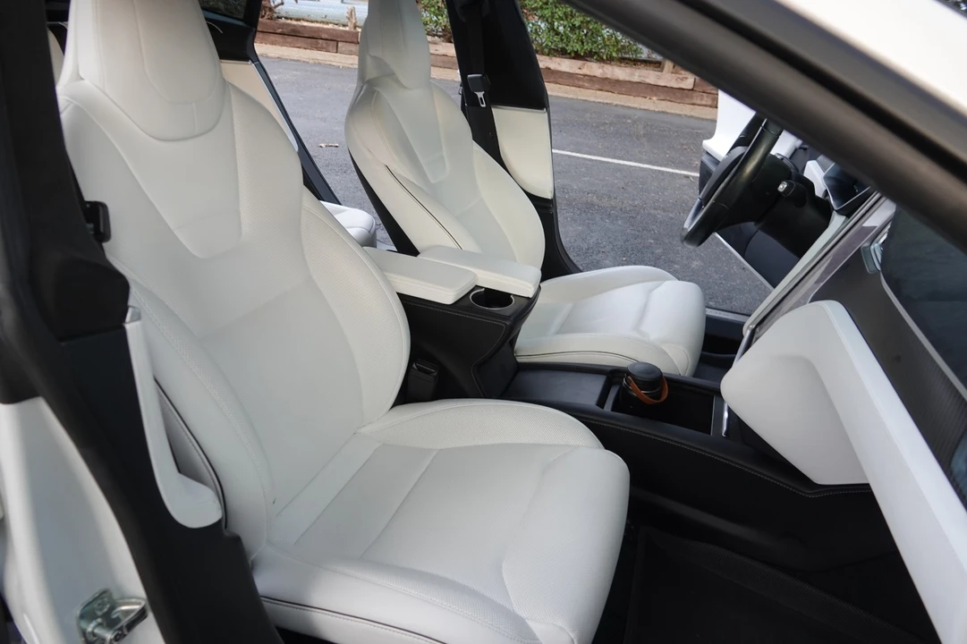 2017 Tesla Model S - Image 15 of 16