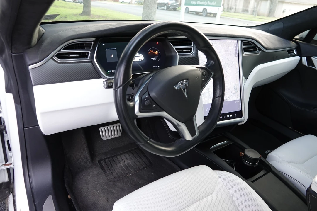 2017 Tesla Model S - Image 9 of 16