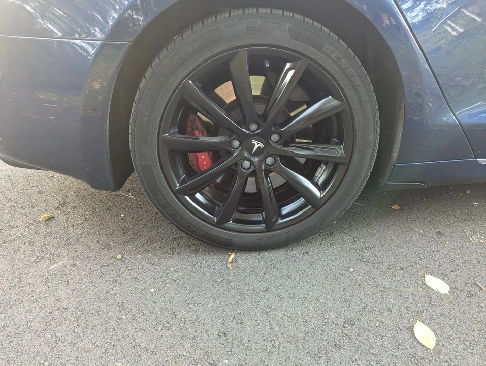 2017 Tesla Model S - Image 15 of 17