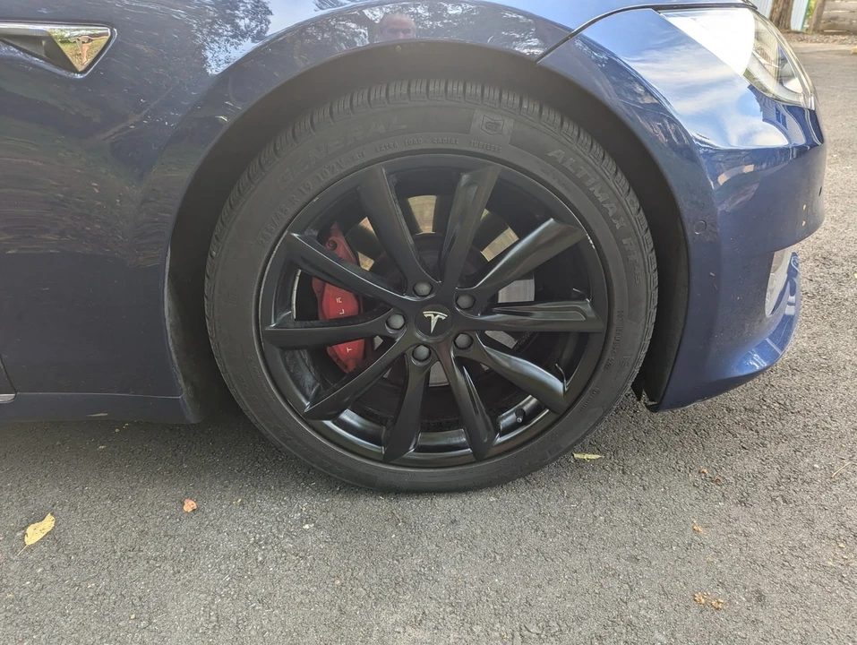 2017 Tesla Model S - Image 14 of 17