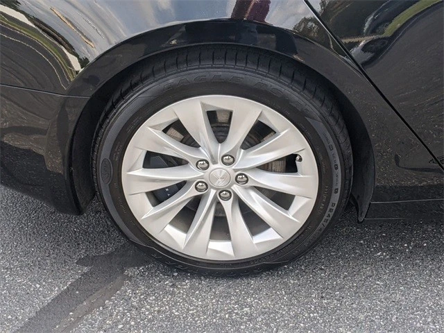 2017 Tesla Model S - Image 8 of 12