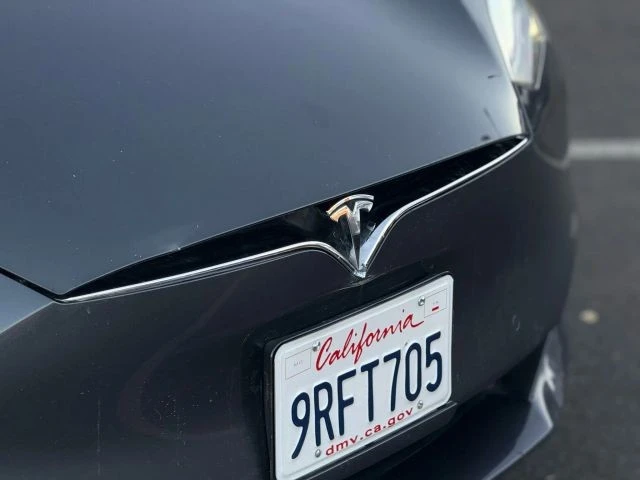 2017 Tesla Model S - Image 4 of 12