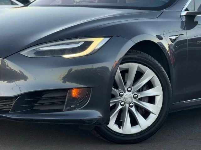 2017 Tesla Model S - Image 2 of 12