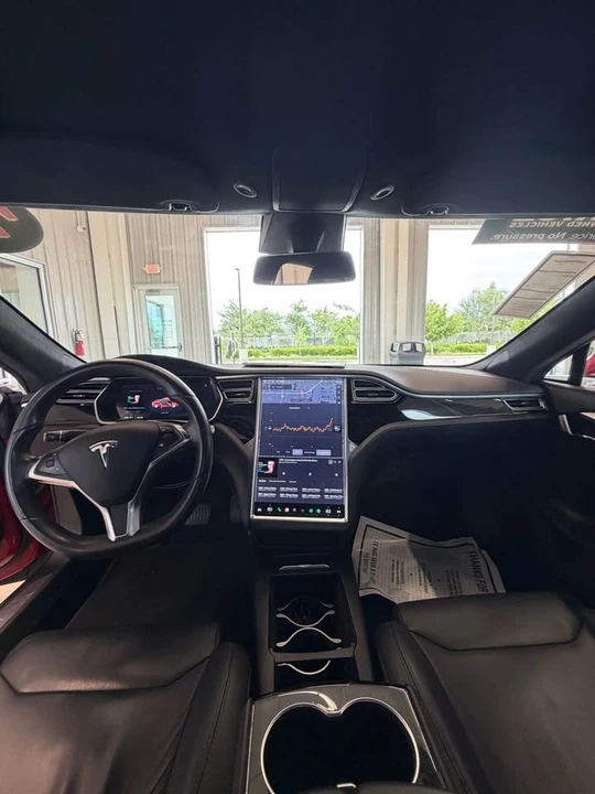 2017 Tesla Model S - Image 7 of 7