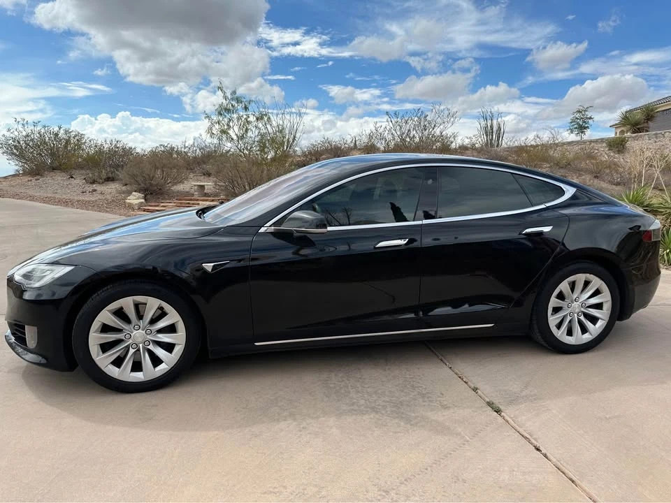 2017 Tesla Model S - Image 6 of 10