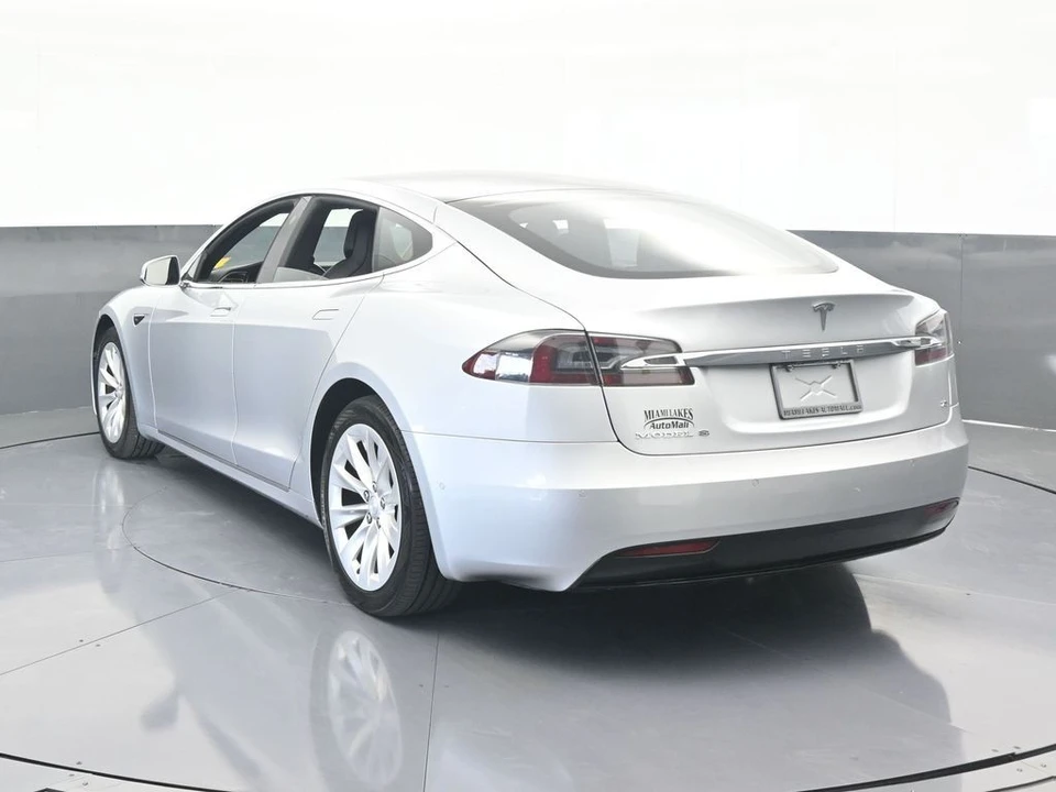 2017 Tesla Model S - Image 4 of 12