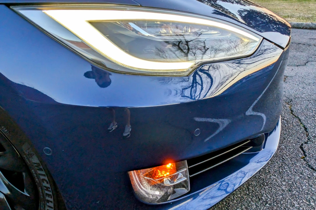 2017 Tesla Model S - Image 10 of 31