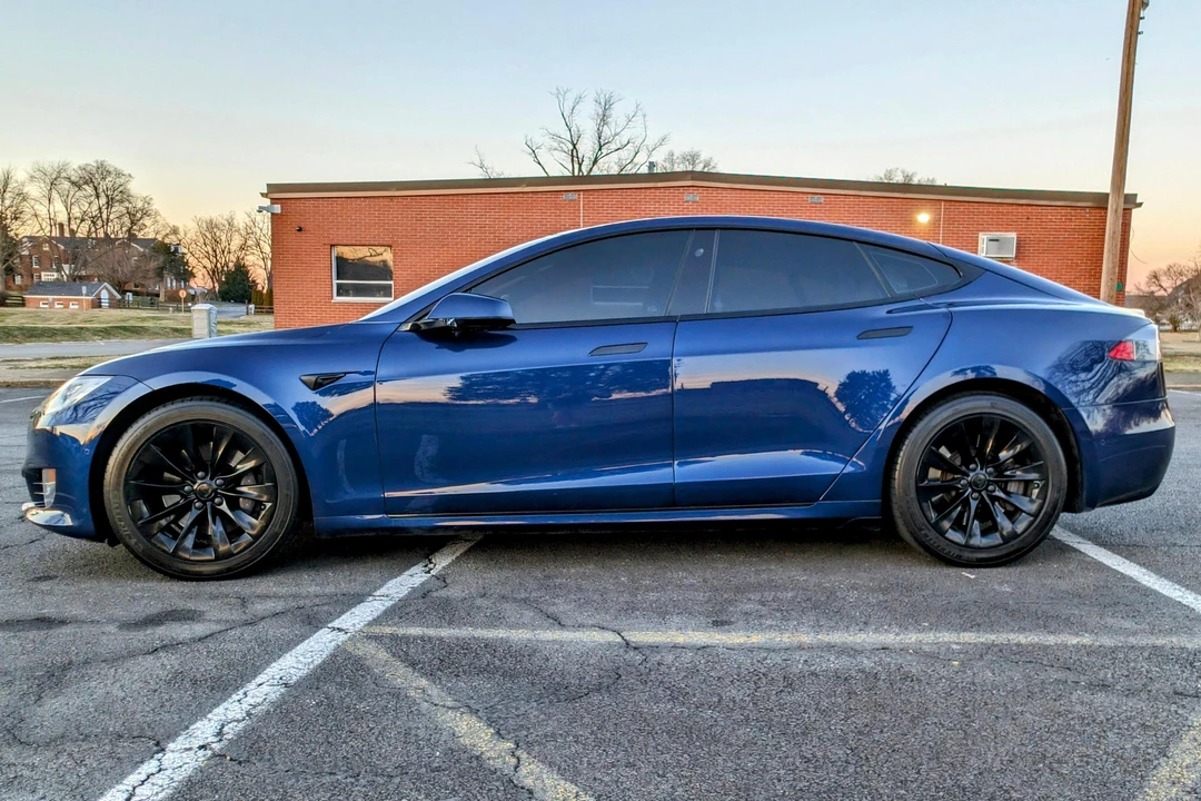 2017 Tesla Model S - Image 3 of 31
