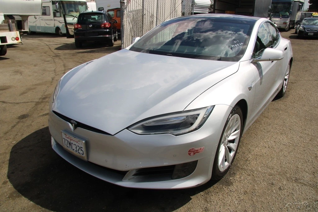 2017 Tesla Model S - Image 2 of 21