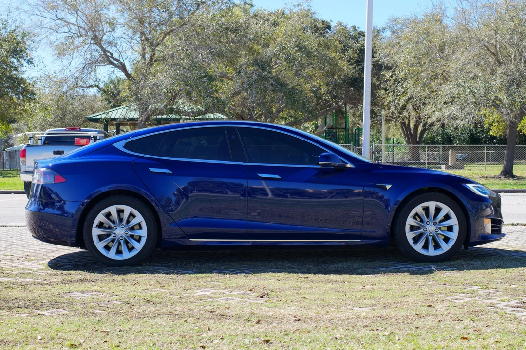 2017 Tesla Model S - Image 3 of 30