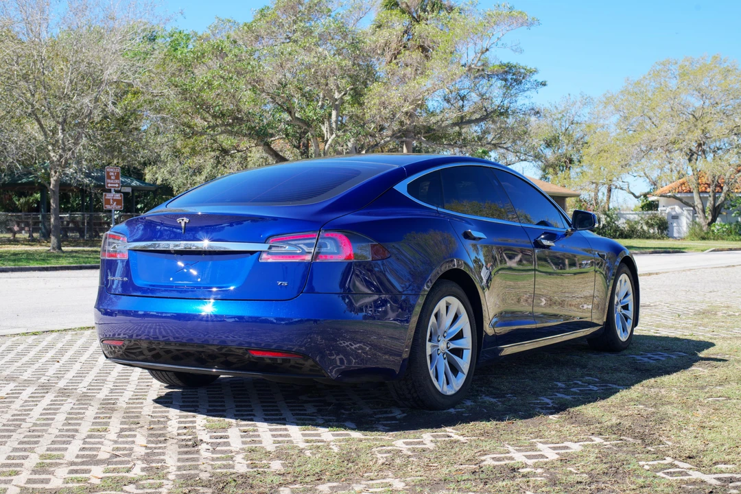 2017 Tesla Model S - Image 7 of 30