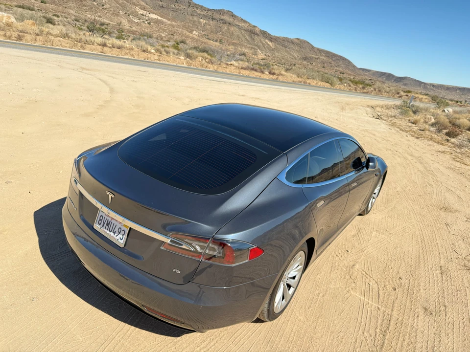 2017 Tesla Model S - Image 20 of 31