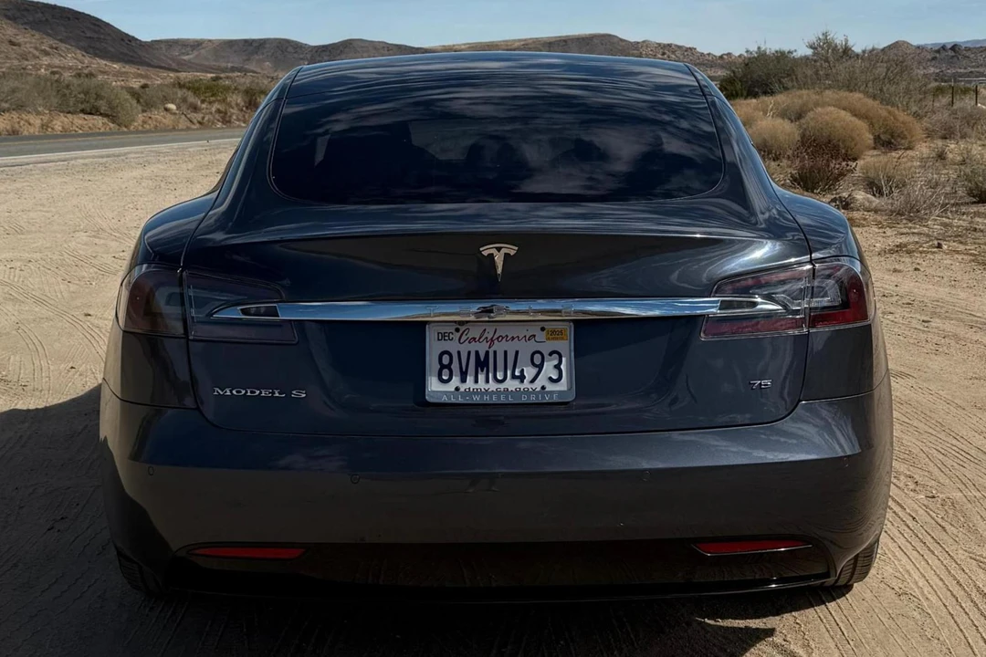 2017 Tesla Model S - Image 5 of 31