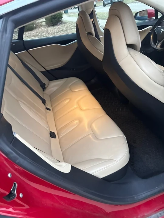 2017 Tesla Model S - Image 16 of 18