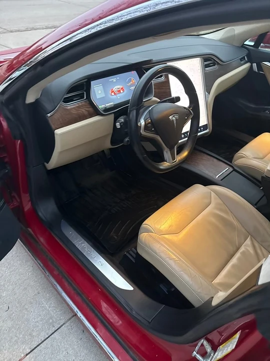 2017 Tesla Model S - Image 10 of 18