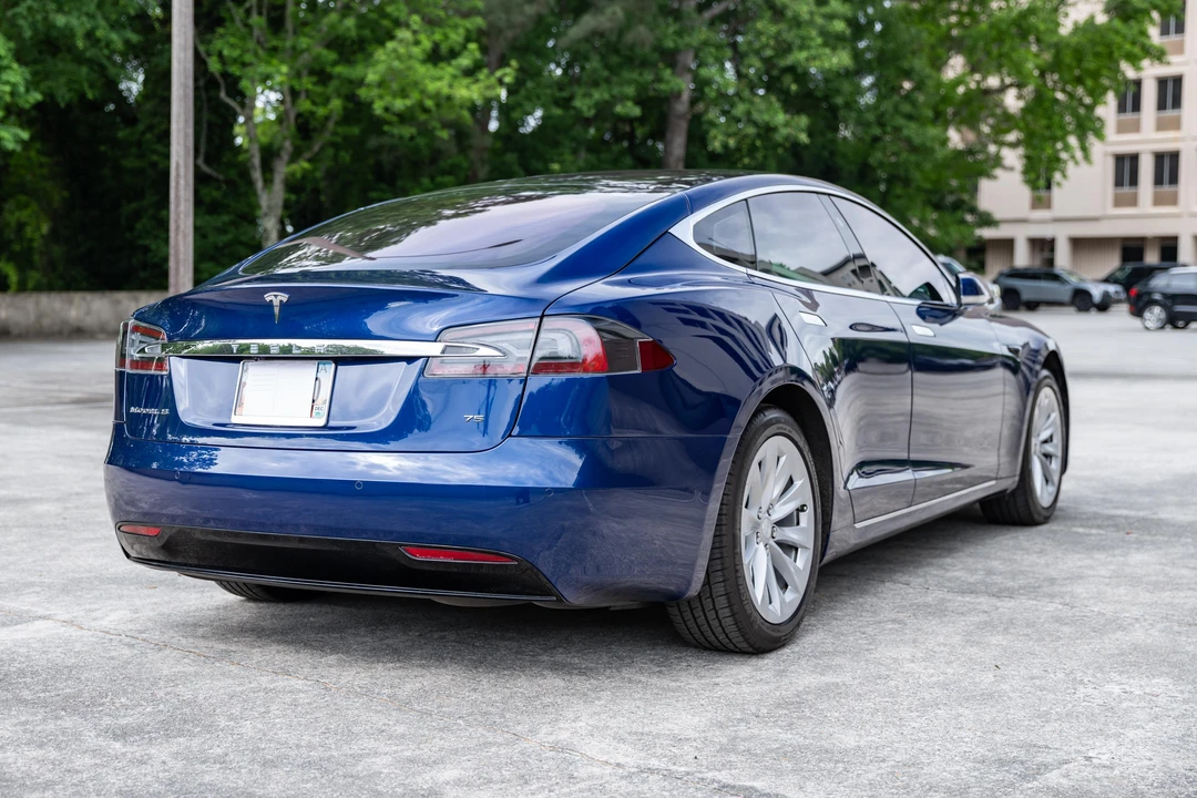 2017 Tesla Model S - Image 7 of 31
