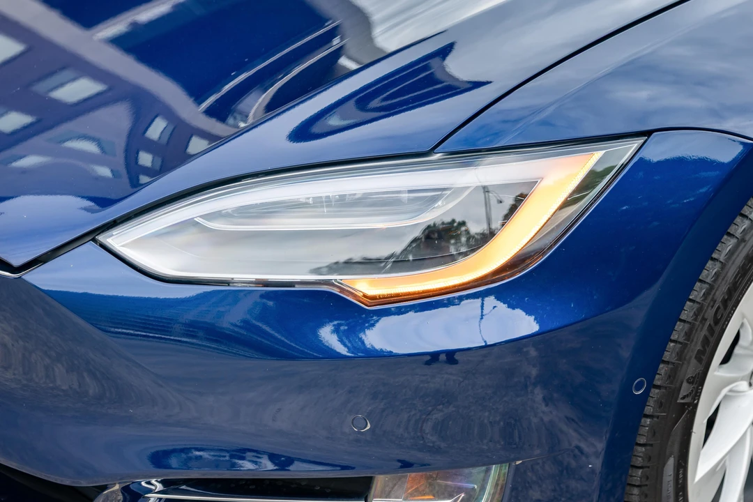 2017 Tesla Model S - Image 15 of 31