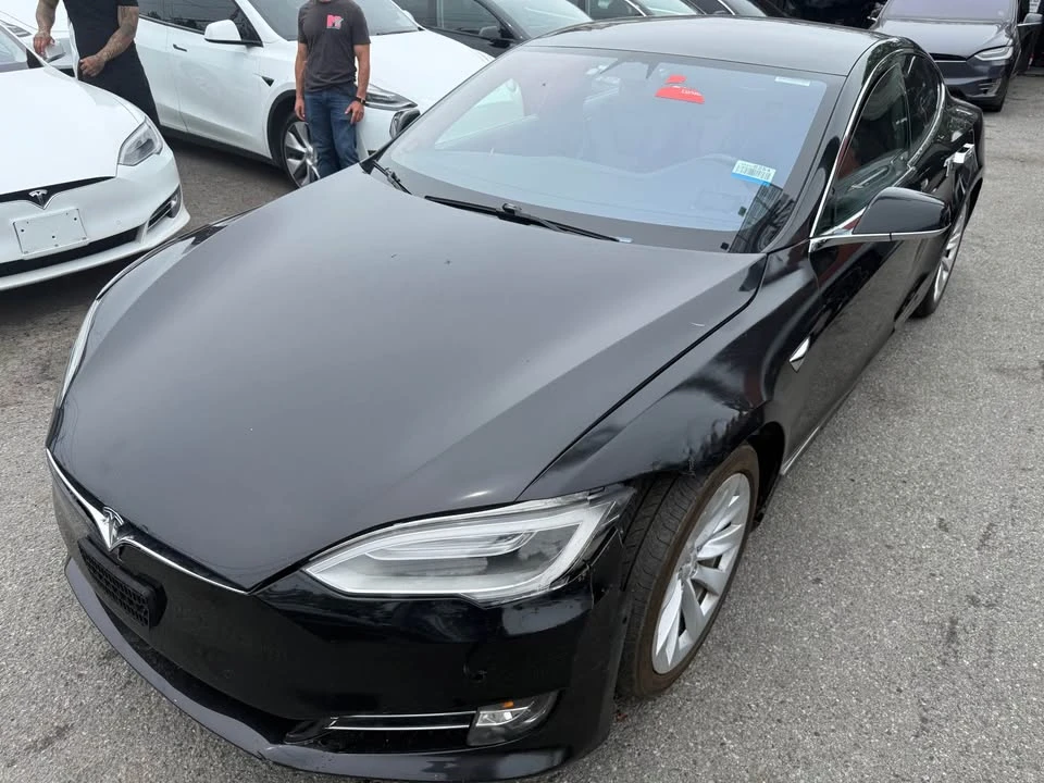 2017 Tesla Model S - Image 5 of 10