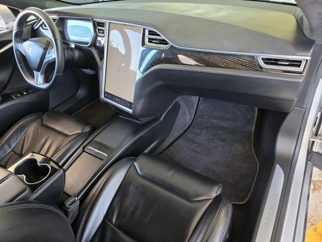 2017 Tesla Model S - Image 29 of 31