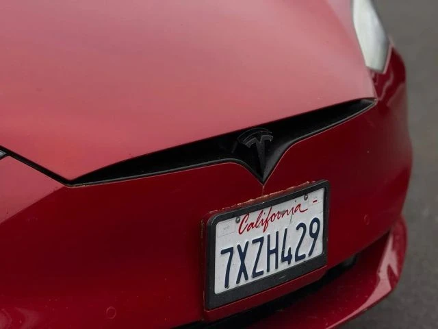 2017 Tesla Model S - Image 4 of 12