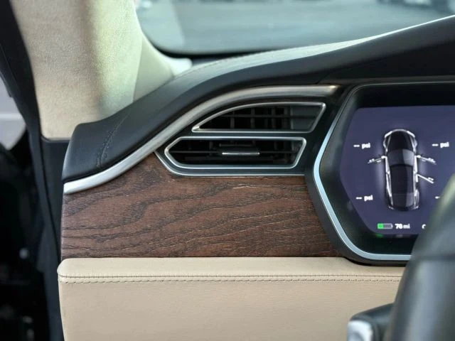 2017 Tesla Model S - Image 18 of 21