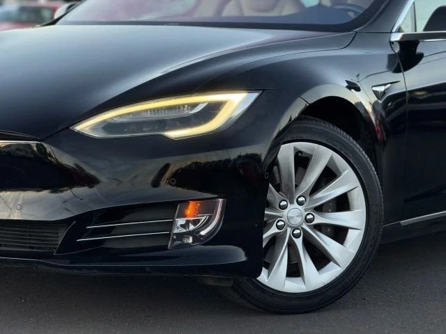 2017 Tesla Model S - Image 2 of 12