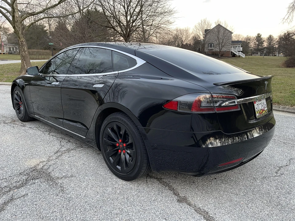 2017 Tesla Model S - Image 21 of 31