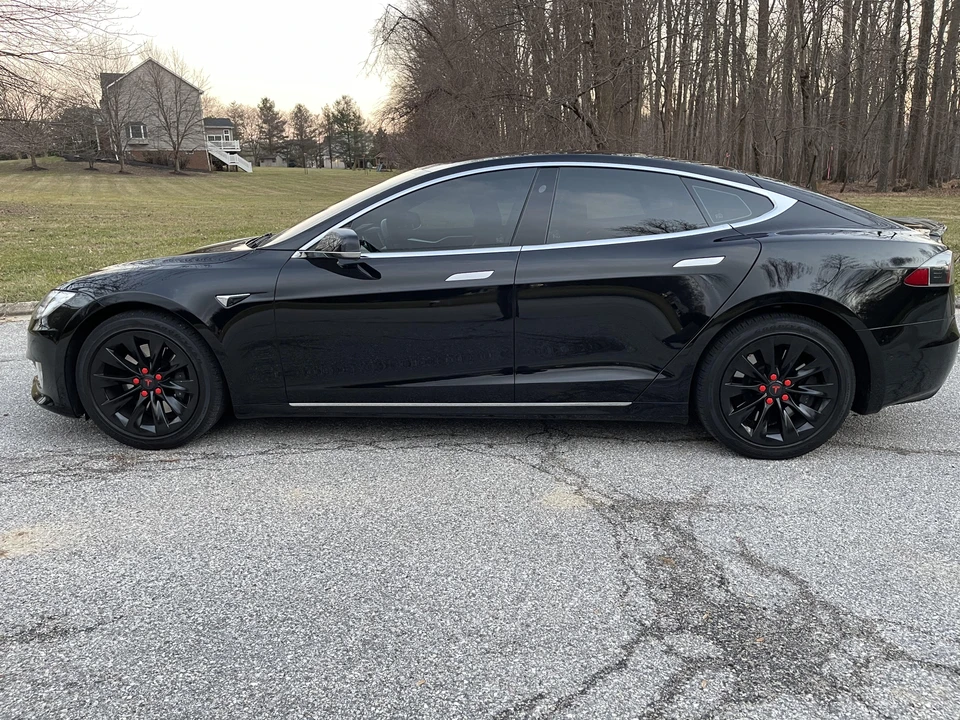 2017 Tesla Model S - Image 17 of 31