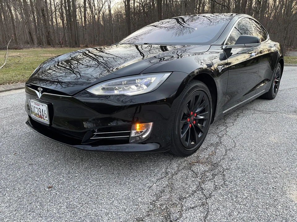 2017 Tesla Model S - Image 15 of 31