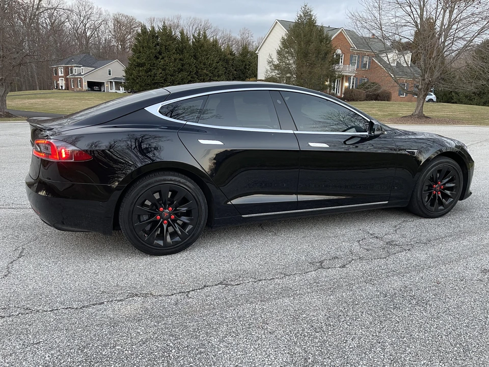 2017 Tesla Model S - Image 31 of 31