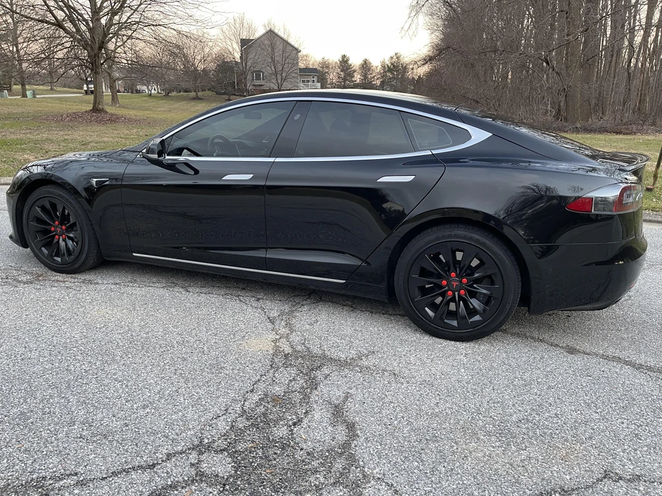 2017 Tesla Model S - Image 19 of 31