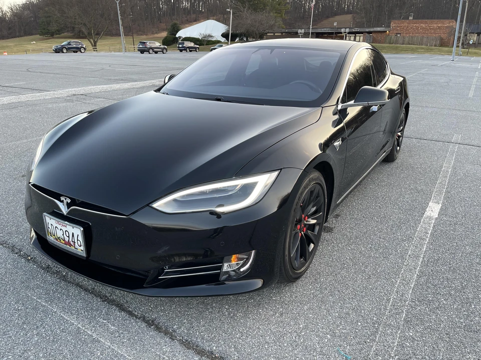 2017 Tesla Model S - Image 11 of 31