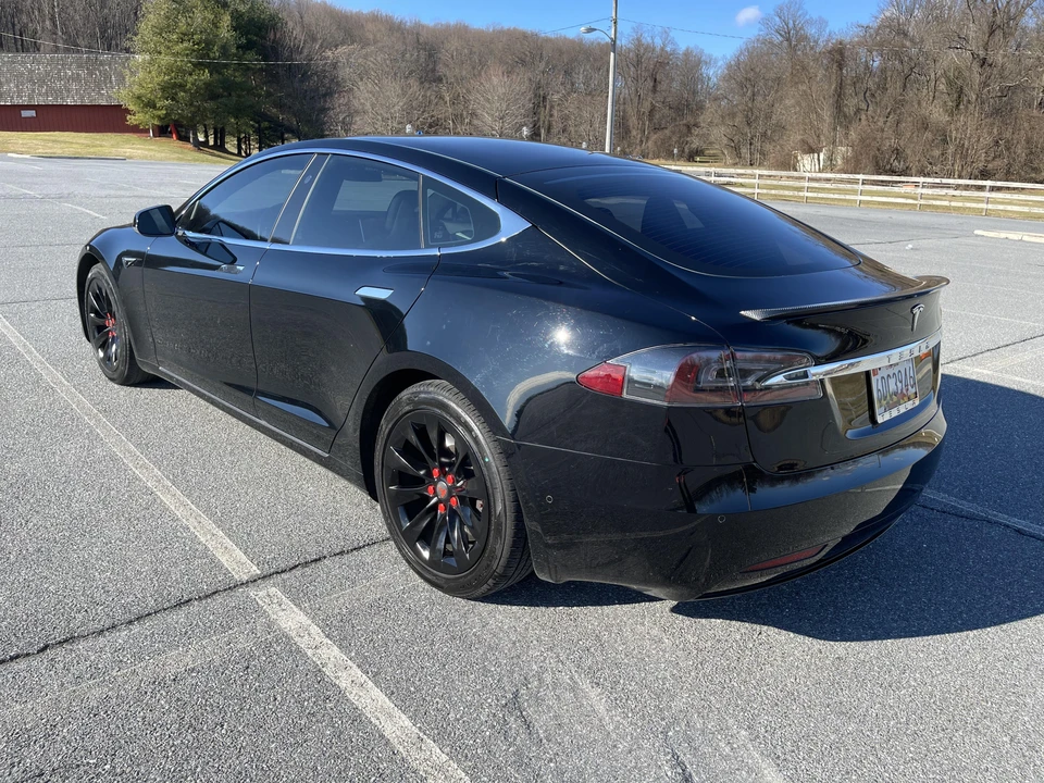 2017 Tesla Model S - Image 22 of 31