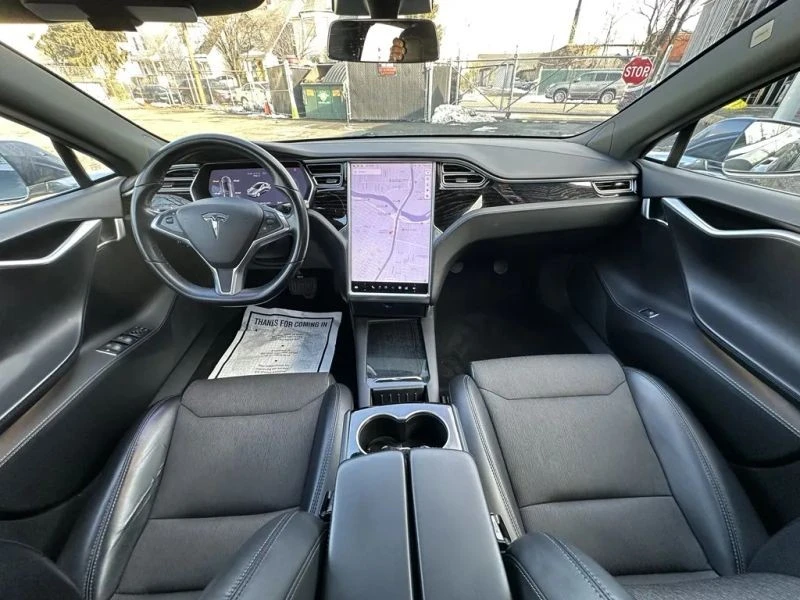 2017 Tesla Model S - Image 9 of 12