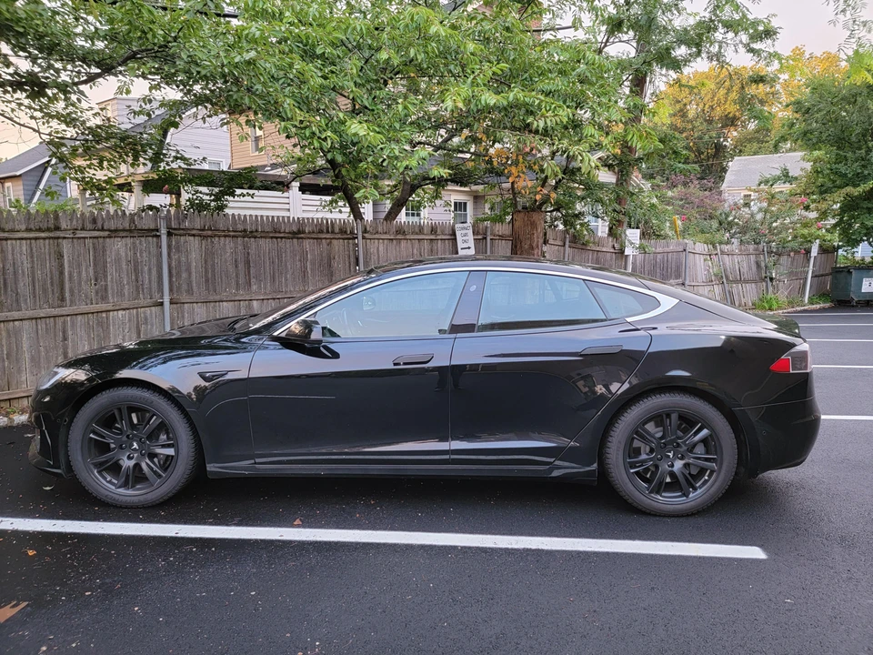 2017 Tesla Model S - Image 6 of 7