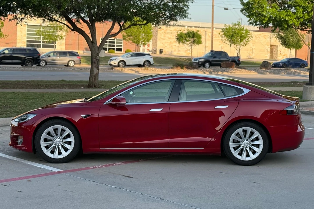 2017 Tesla Model S - Image 3 of 31