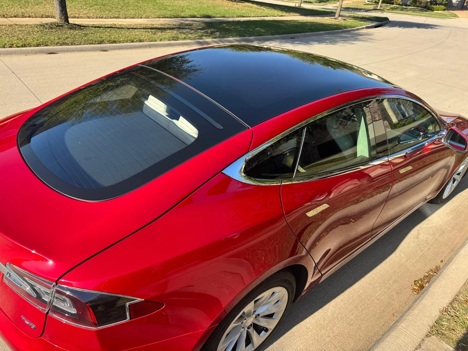 2017 Tesla Model S - Image 17 of 31