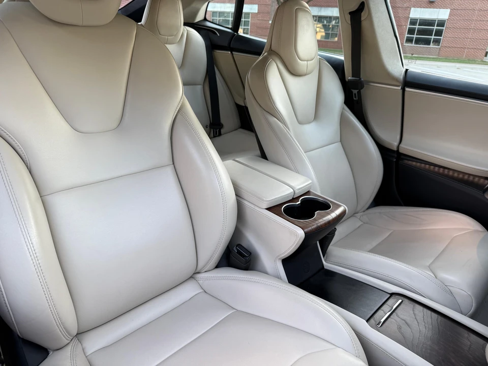 2017 Tesla Model S - Image 31 of 31