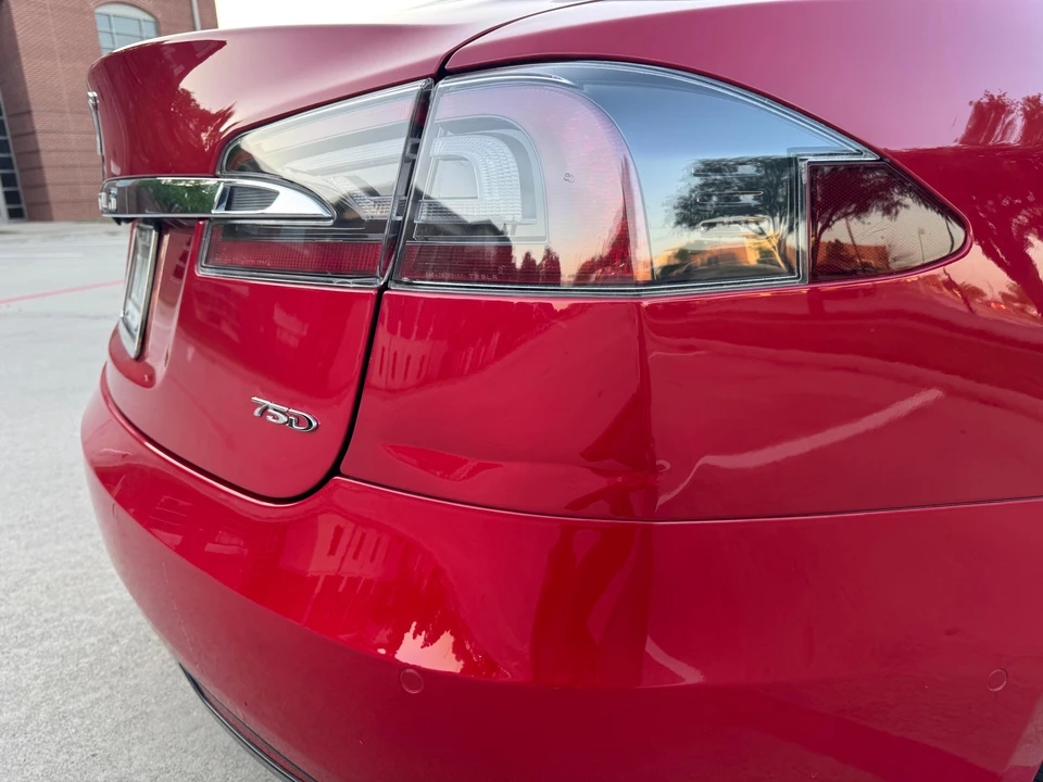 2017 Tesla Model S - Image 15 of 31