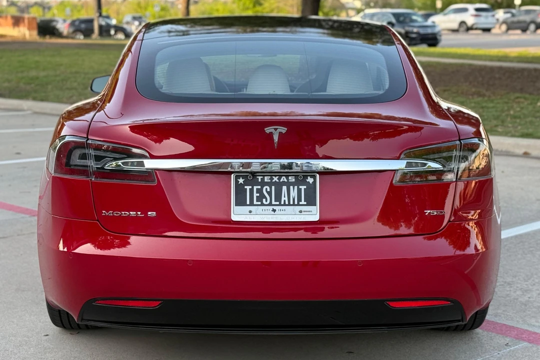 2017 Tesla Model S - Image 5 of 31