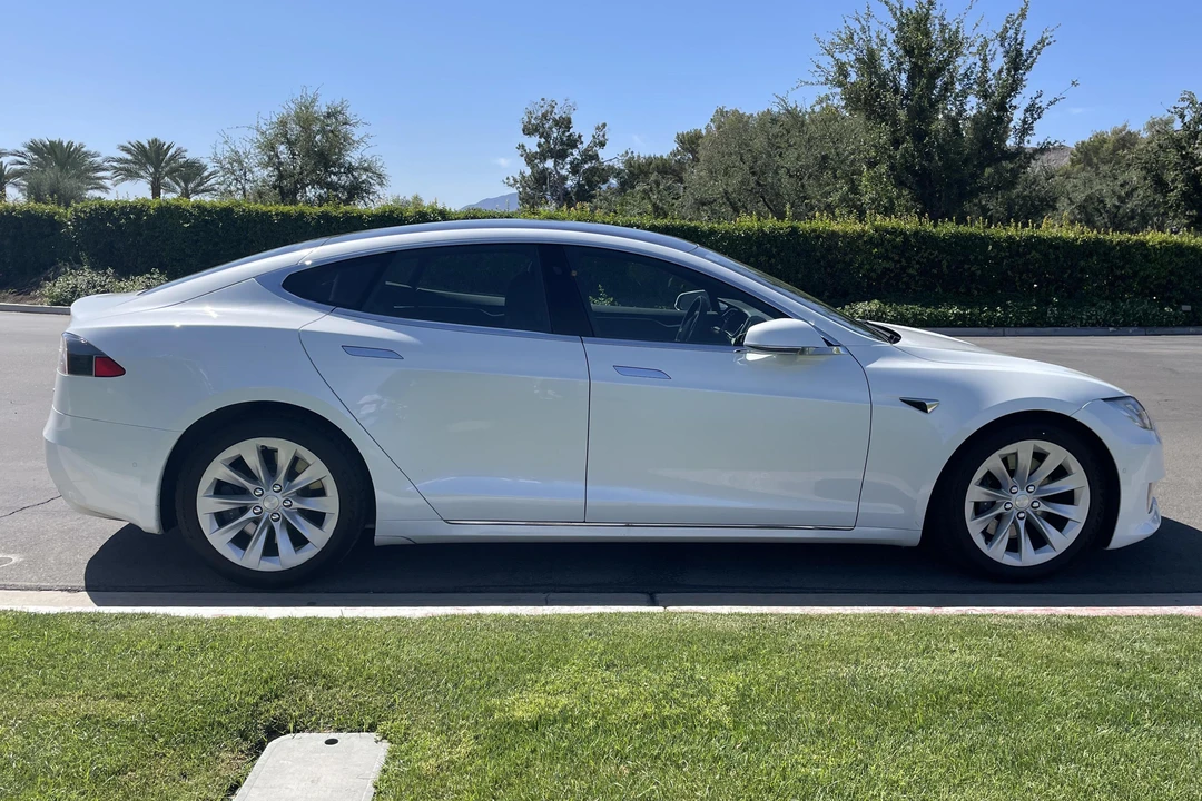 2017 Tesla Model S - Image 3 of 31