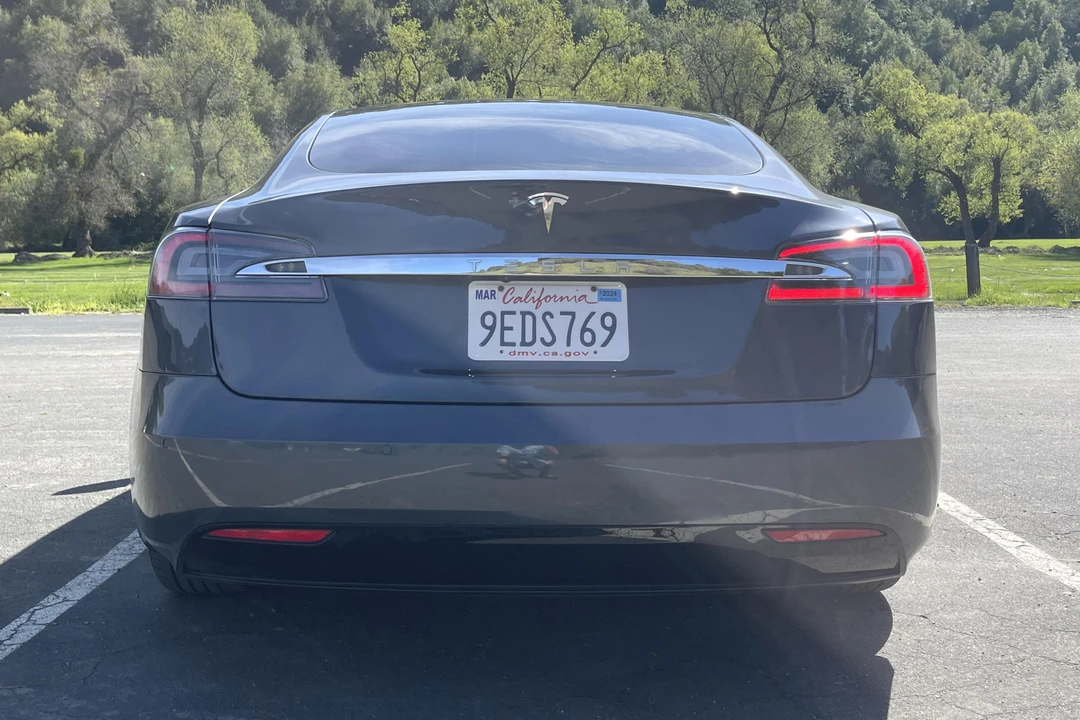 2017 Tesla Model S - Image 5 of 31
