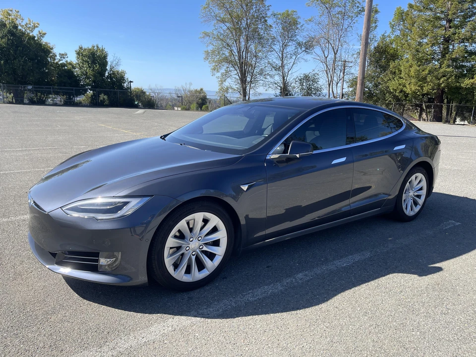 2017 Tesla Model S - Image 12 of 31
