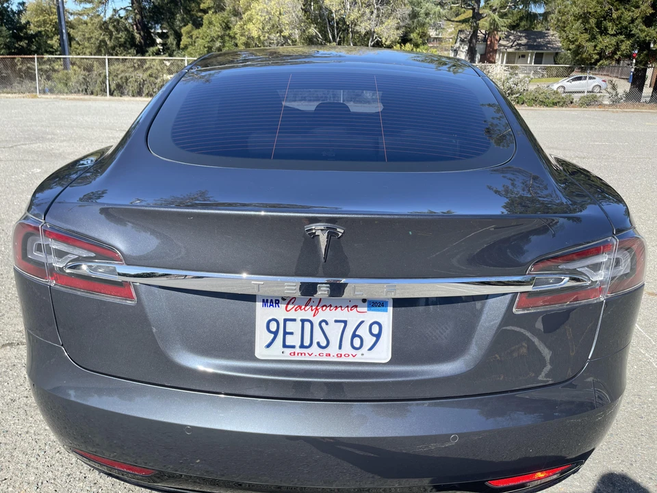 2017 Tesla Model S - Image 17 of 31
