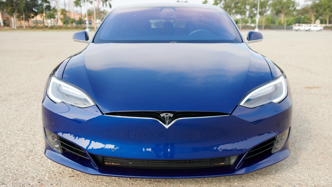 2017 Tesla Model S - Image 6 of 31