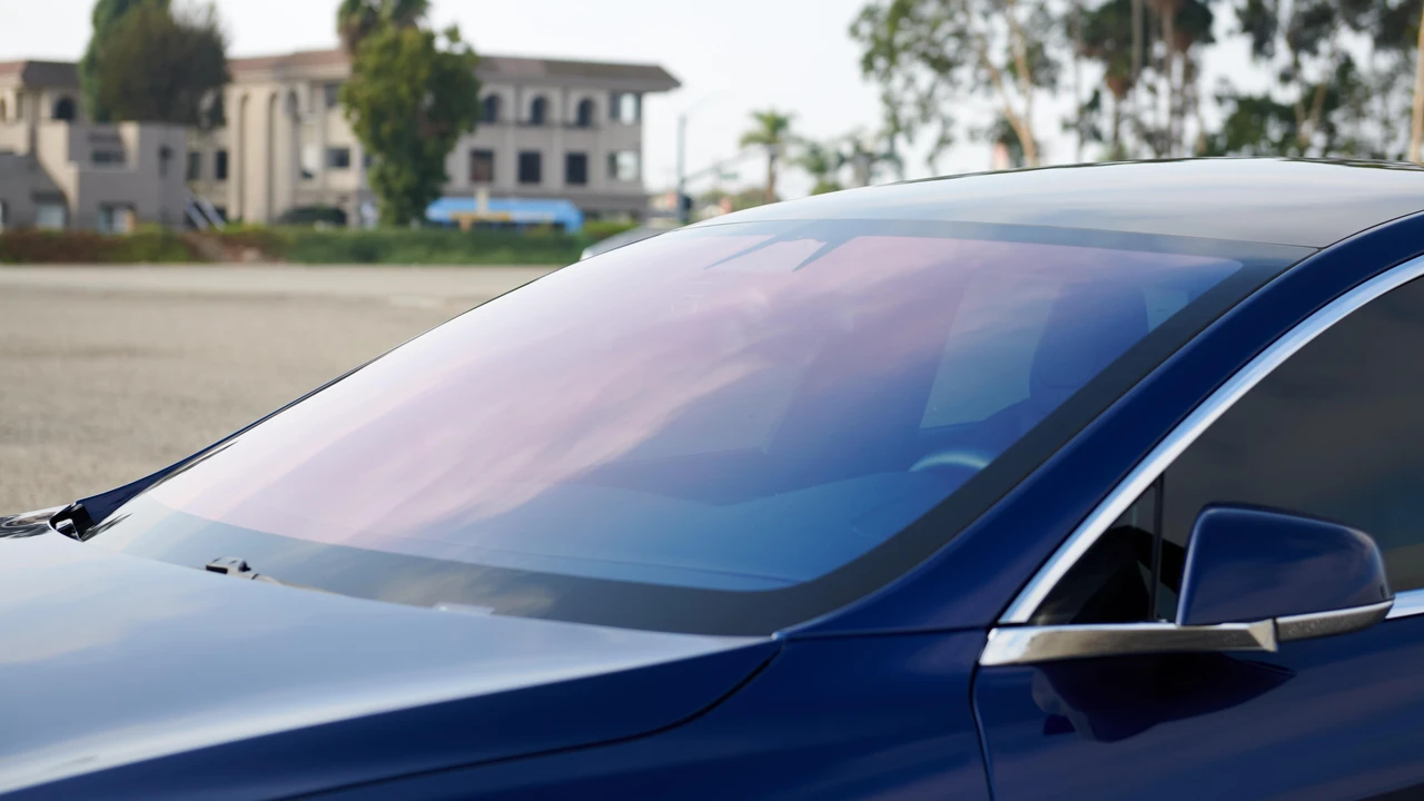2017 Tesla Model S - Image 21 of 31